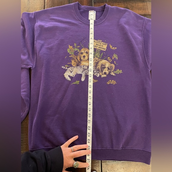 Jerzees vintage crewneck size unisex large with sweet puppies on it - Picture 8 of 8